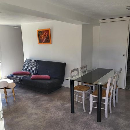 Jolie T2 Independant Dans Une Villa Sollies-Ville Εξωτερικό φωτογραφία